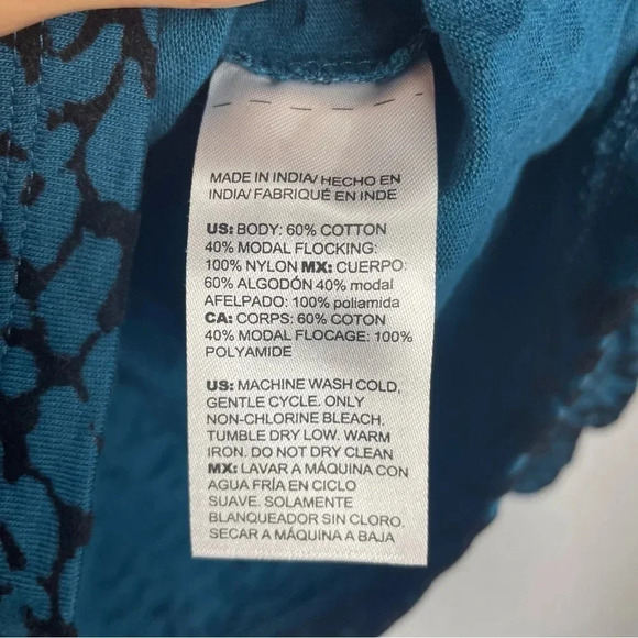 Chicos Velvet Burnout Flocked Sleeve Bohemian Teal Black Top - Picture 8 of 9